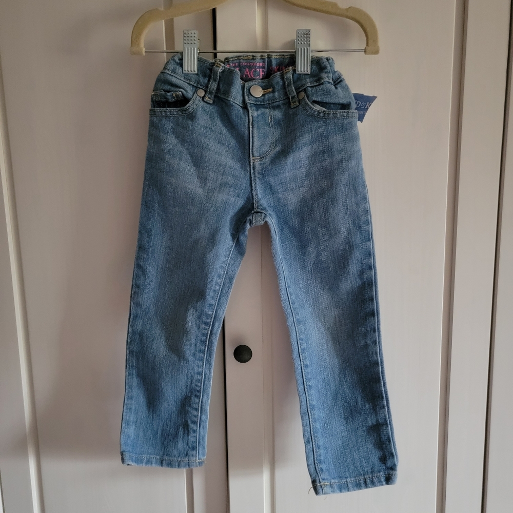 NWT The Children's Place skinny jeans 3T